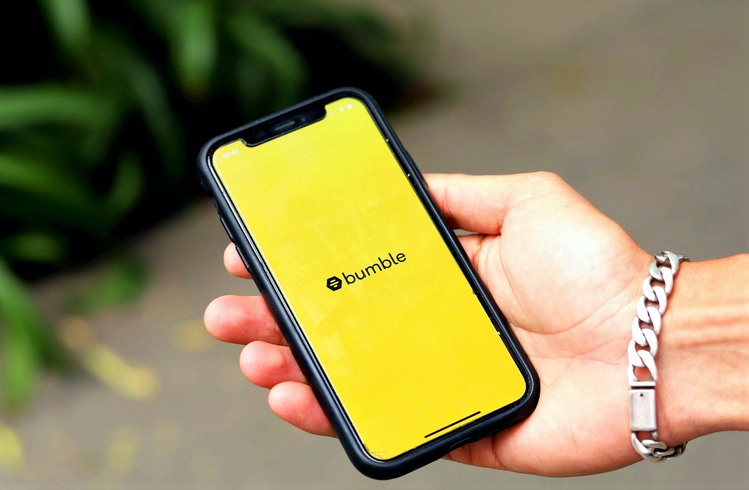 Dating app Bumble stock spikes after Q4 earnings