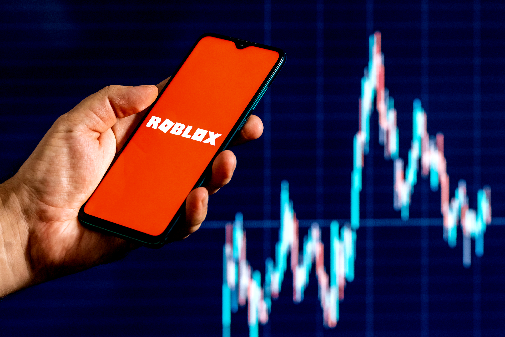 Gulfbrokers | Roblox stock rebounds 50% after earnings report: What next?