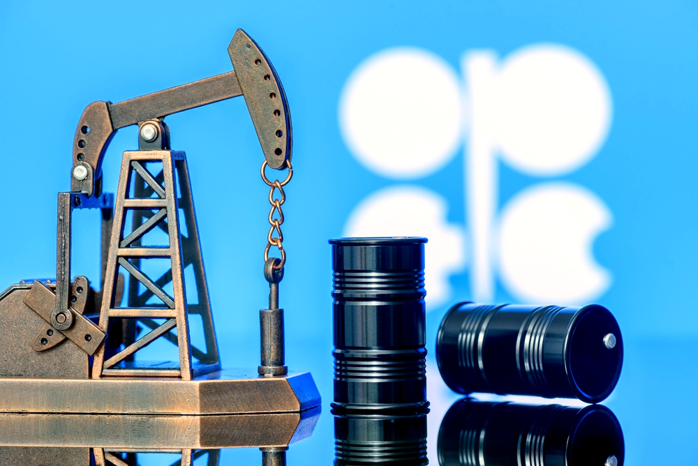 Oil prices kick off Q2 with solid gains