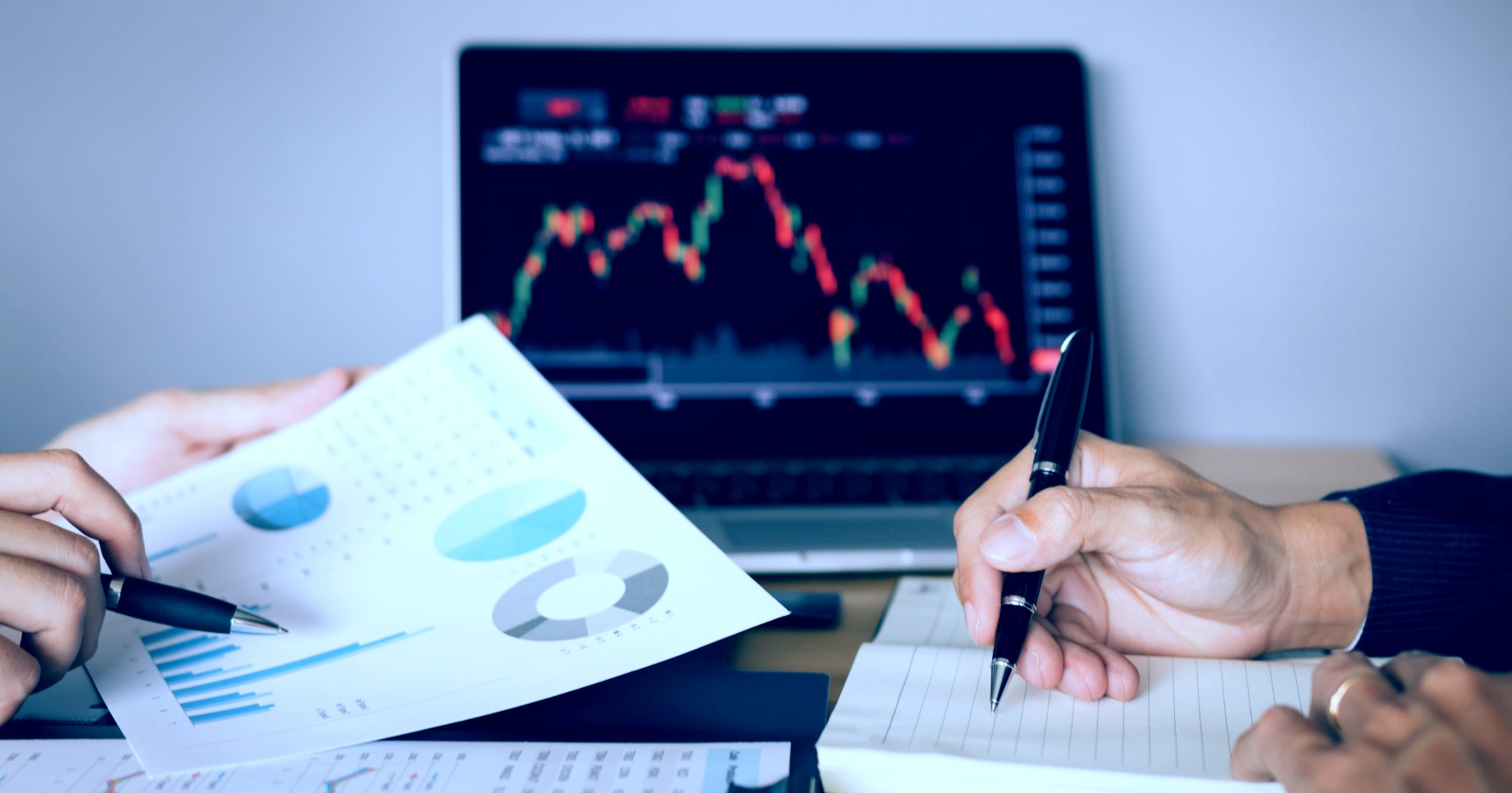 Weekly review: Gold, USD, EURUSD and Dow Jones